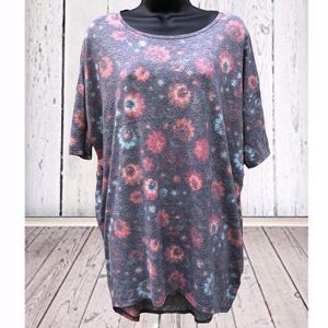 ❄️3/$18❄️LulaRoe | Gray & Pastel Irma Tunic | M